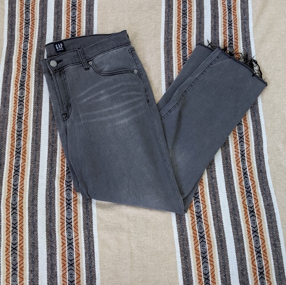 Gap Gray Crop Jeans with Fringe Hem - Picture 2 of 8